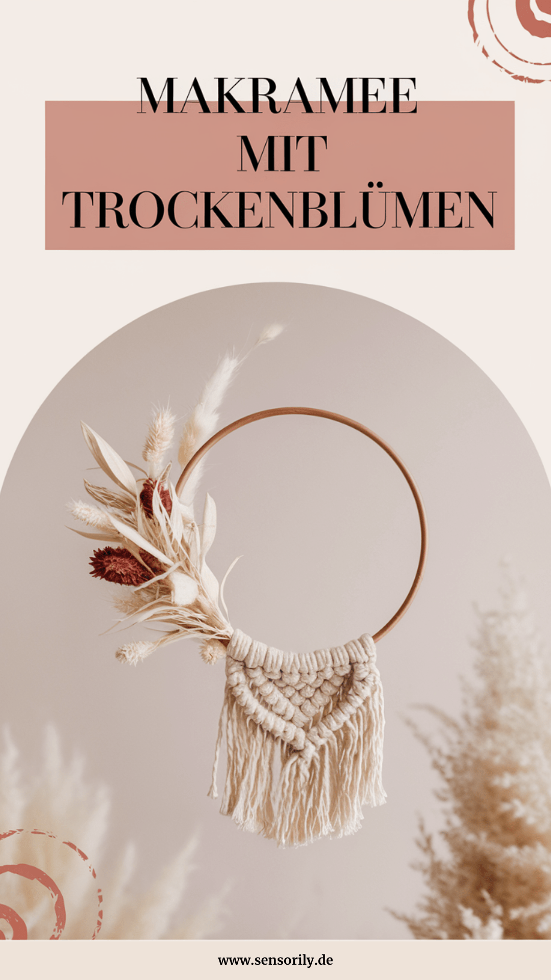13. Makramee-Ring mit Trockenblumen
