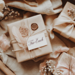 25 besondere Hochzeitsgeschenke mit Herz – Ideen, die in Erinnerung bleiben